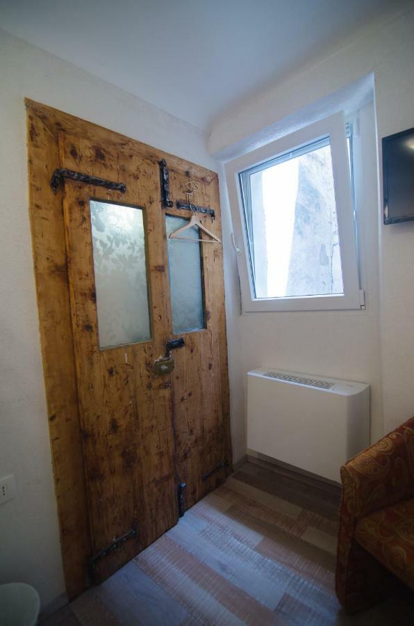 Traditional House Hostel *